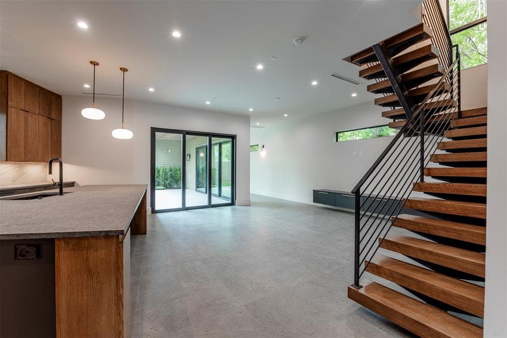 Contemporary 3